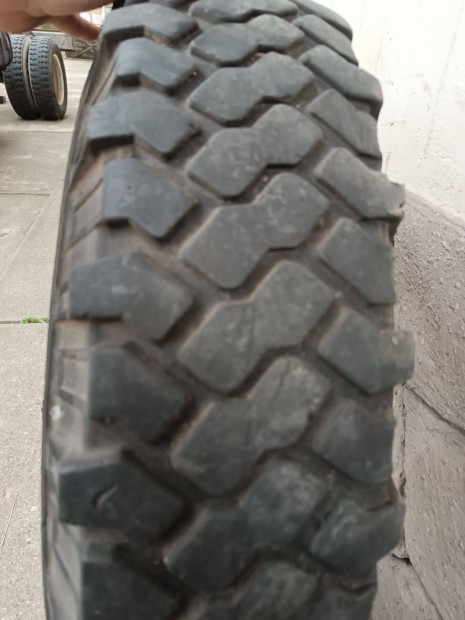 Michelin Xzl 7.50 R16C