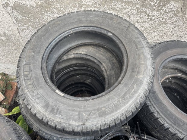 Michelin agilis alpin 216/70 r15c 4 db