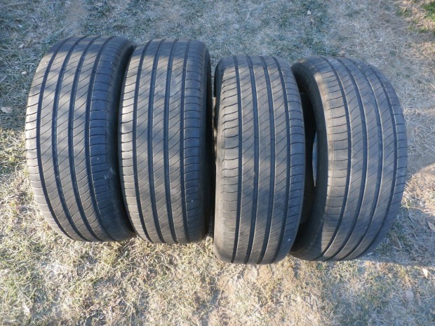 Michelin nyri gumi 215/55R17