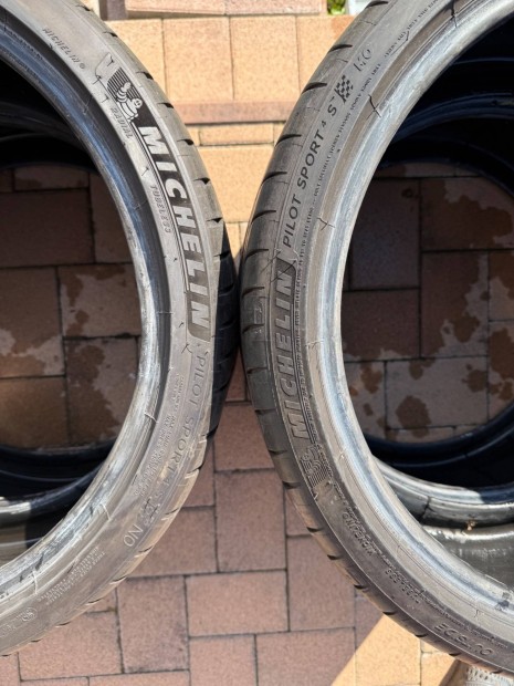 Michelin pilot sport 4S