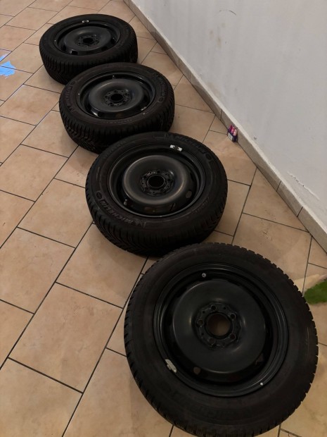 Michelin tli gumi garnitra 5x112, Mini Cooper ,175/65/R15