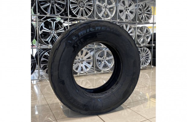 Michelin �j 315/70 R22.5 gumi, korm�nyzott, 2 darab
