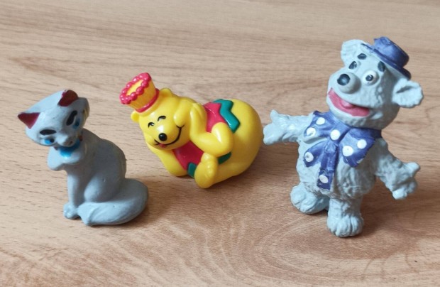 Micimackó, Muppet és Macska arisztrokrata gumifigura