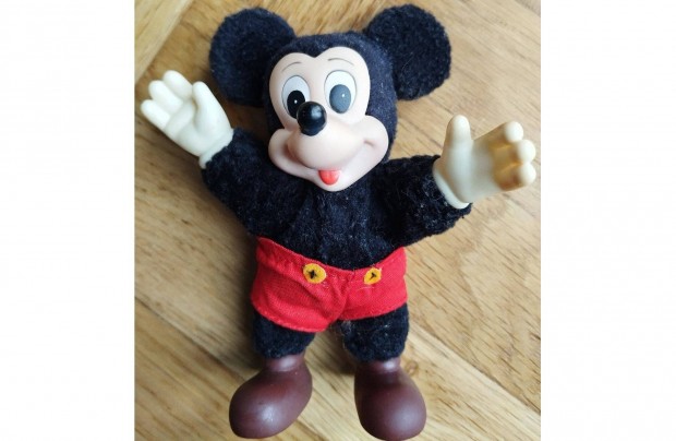 Mickey egr figura 11 cm / plss figurk