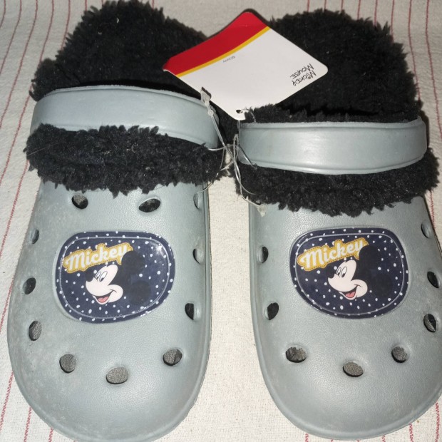 Mickey egeres blelt Fi papucs 30/31