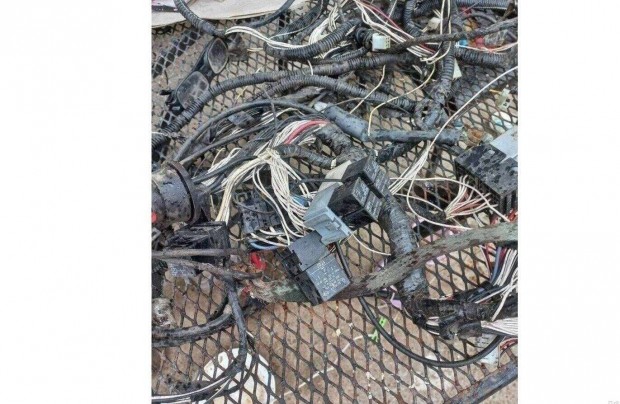 Microcar MC1es MC2es mopedaut kbelkteg relkkel Elad