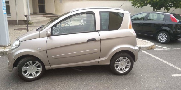 Microcar Mgo, 2010-es, magyar műszakis mopedautó