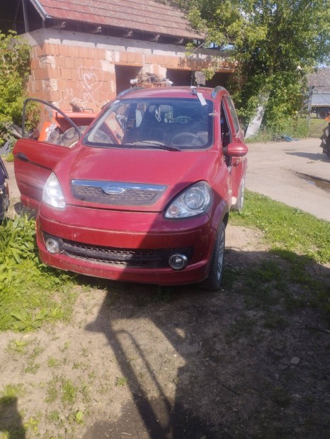 Microcar Mgo mopedaut� alkatr�szek