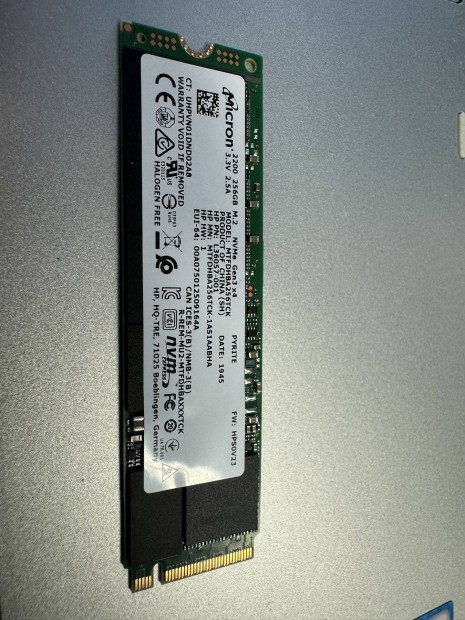 Micron 2200 256Gb m2 Gen3 x4 SSD 