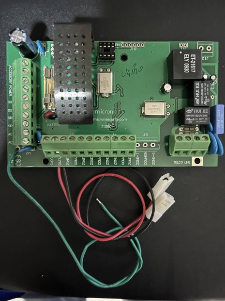 Micron riaszt kzpont LCD kezlvel