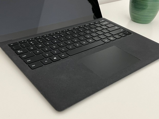 Microsoft Surface Laptop 2 | i7-8650u | 8/256gb - Win11