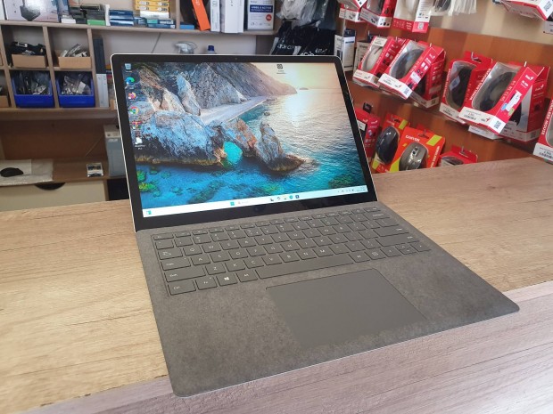 Microsoft Surface Laptop 3 Core i5 1035G7 8Gb Ram 256Gb Nvme