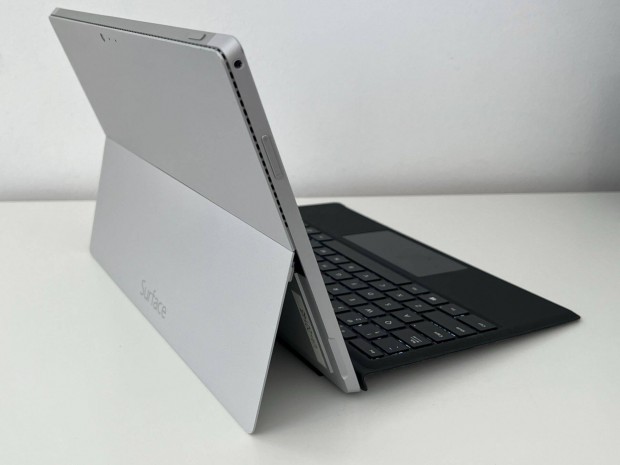 Microsoft Surface Pro 3 | i5-4300u | 4/128gb - Win11