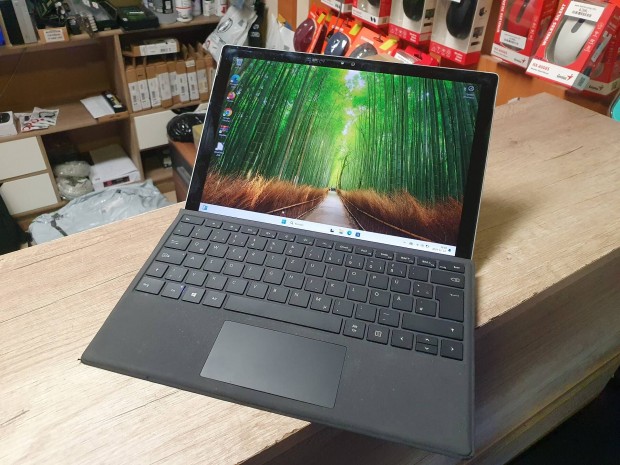 Microsoft Surface Pro 5 Windows 11 Tablet 256Gb Garancival