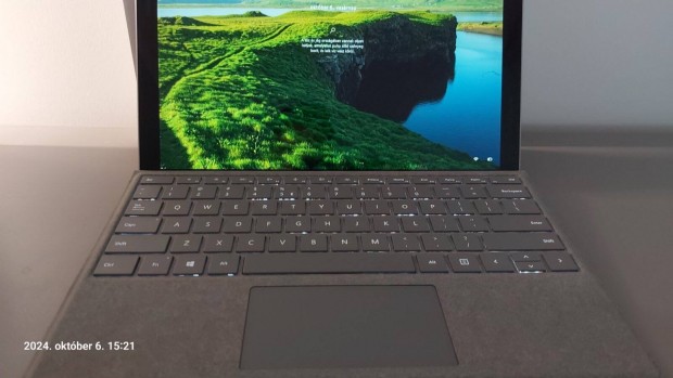 Microsoft Surface Pro 5 tablet