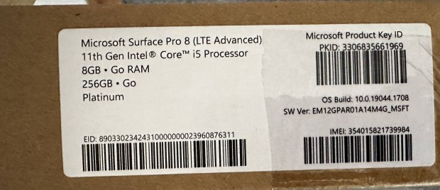 Microsoft Surface pro 8  (LTE) garancilis