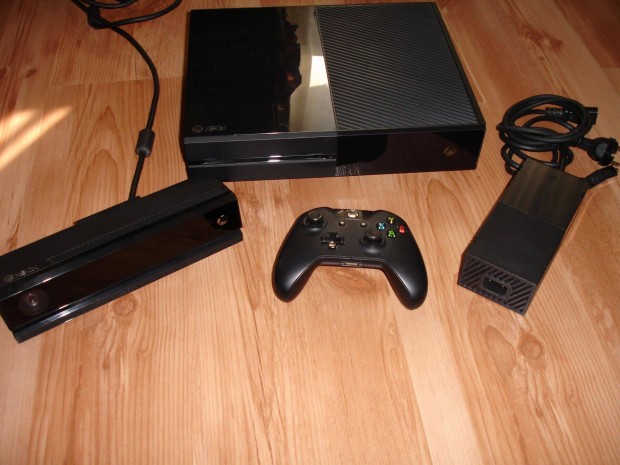 Microsoft Xbox ONE 500GB + Kinect szenzor