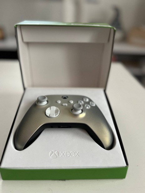 Microsoft Xbox Wireless Controller - Lunar Shift Special Edition