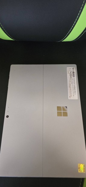 Microsoft surface Pro4 corei5-6300/8GB/256SSD