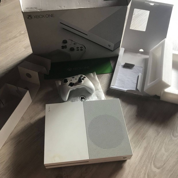 Microsot Xbox One S