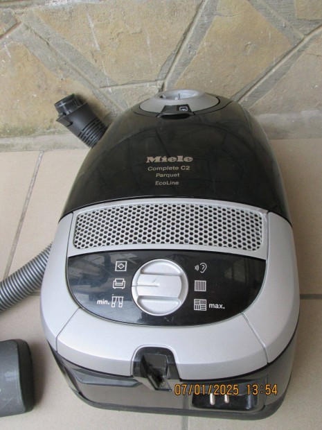 Miele C2 porszv