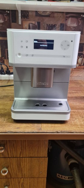 Miele CM6100