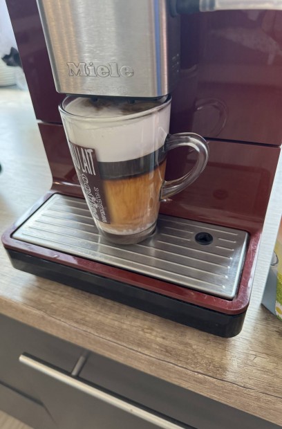Miele CM 5300 felső kategóriás Kávégép!