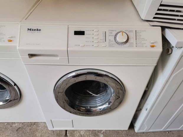 Miele Softtronic w 437 5 kg mosógép 1400 centrifugával eladó