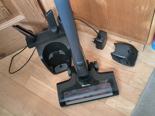 Miele Triflex HX1 Pro akkus akkumultoros porszv 