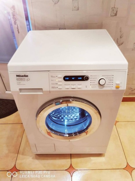 Miele W 5877 Edition 111 Immerbesser Waterproof System Mosgep.8 kg.