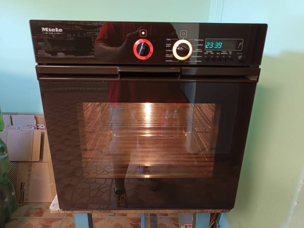 Miele bepthet elektromos st