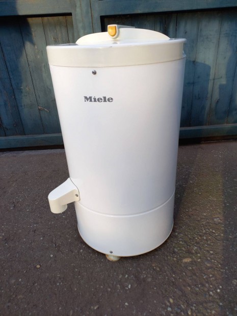 Miele centrifuga elad