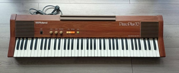 Mij Roland HP 70 elektromos Zongora