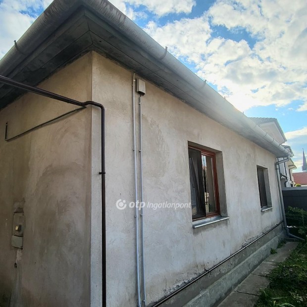 Mikep�rcsi 78 nm-es h�z elad�