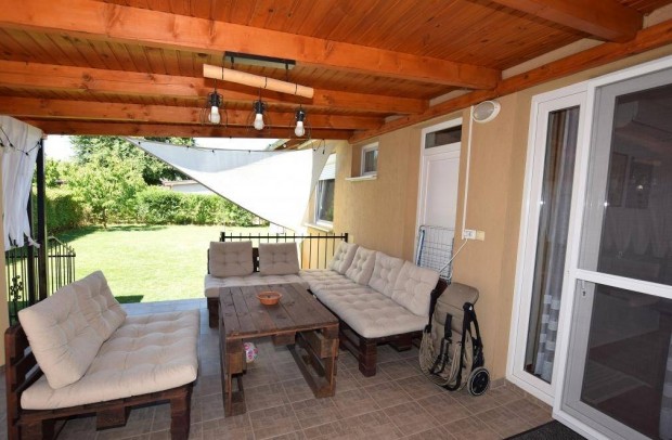 Mikep�rcsi elad� 135 nm-es h�z #4990096