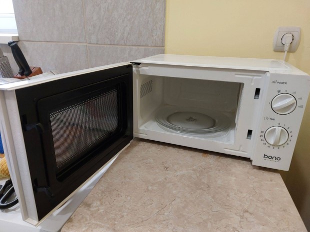 Mikrohullámú sütő eladó