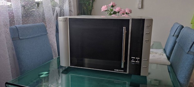 Mikrohullámú sütő eladó, 28 literes Orion típusú
