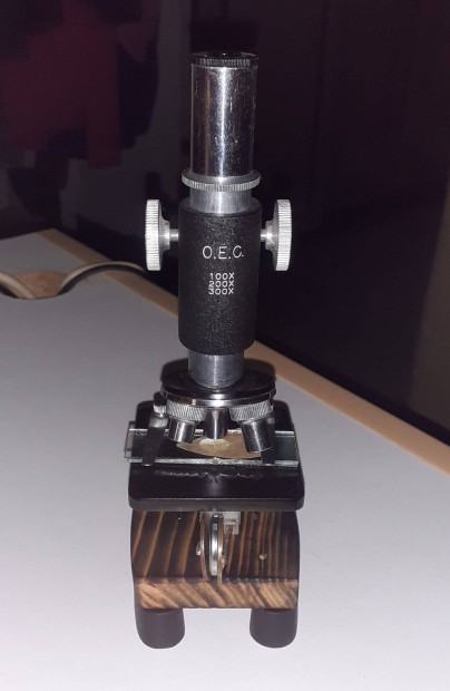 Mikroszkóp 100x300