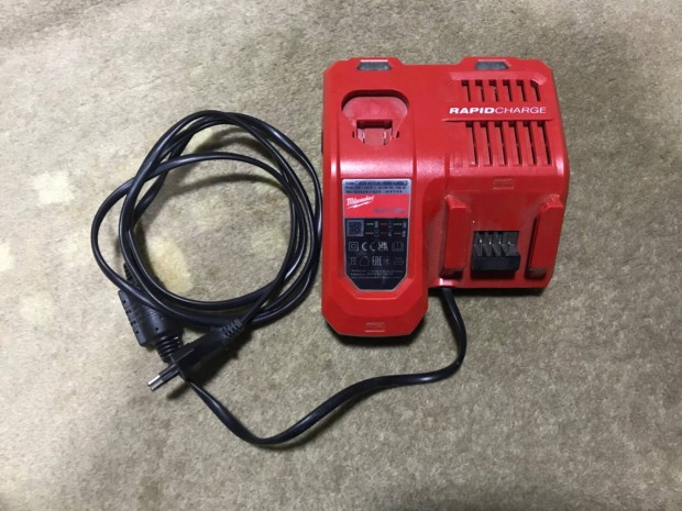 Milwaukee M12-18 FC akkumultortlt szerszmgpekhez 12 V/18 V