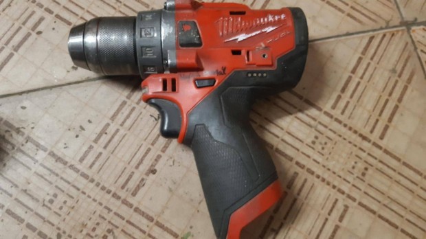 Milwaukee M12 FDD akkus csavaroz