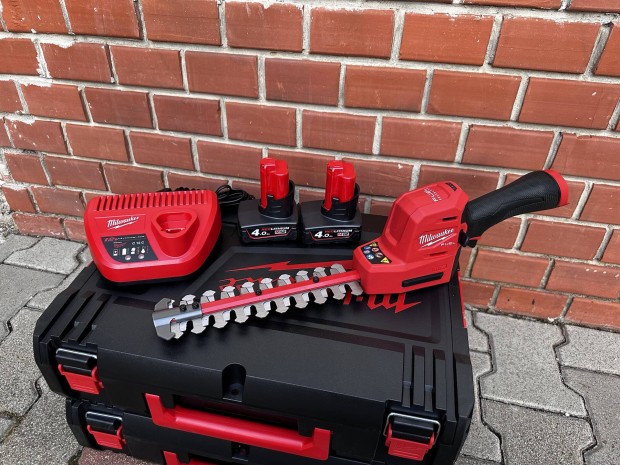 Milwaukee M12 FHT20-402 akkumultoros svnyvg szett