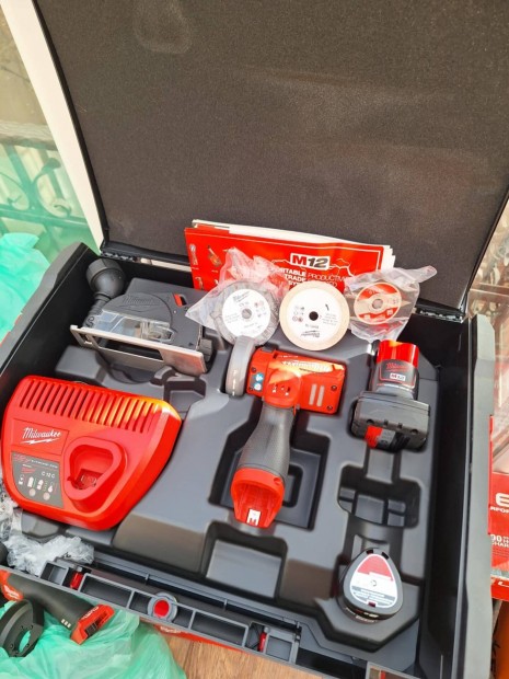 Milwaukee M12 fcot-422 miniflex