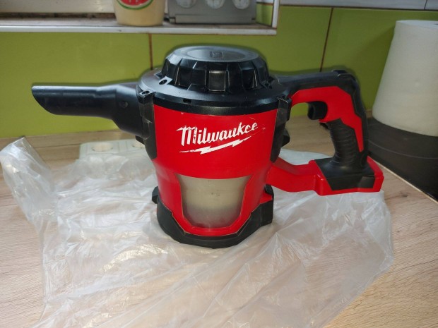 Milwaukee M18 Akkus Porszv 18V. Gyri Hepa Szrvel!