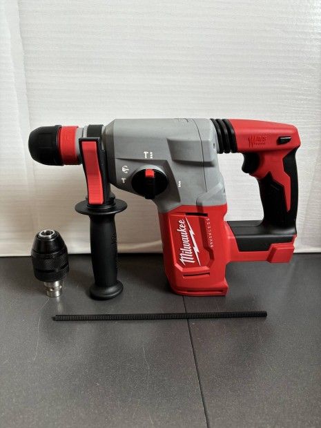 Milwaukee M18 Blhx Akkus fr-vskalapcs, Fixtec tokmnnyal