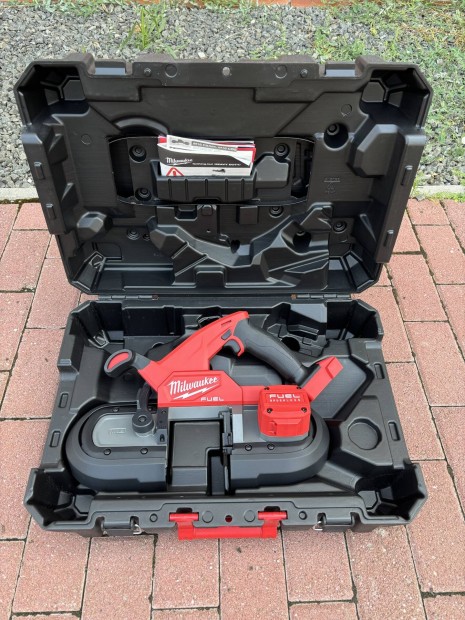 Milwaukee M18 FBS85-0C Akkus szalagfrsz kofferben