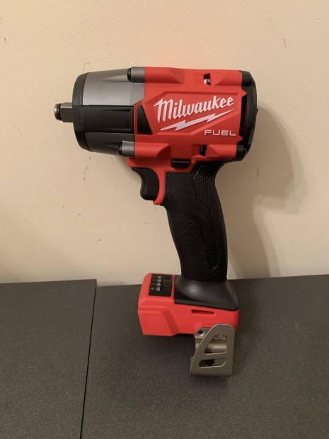 Milwaukee M18 Fmtiw2F12 Akkus tvecsavaroz