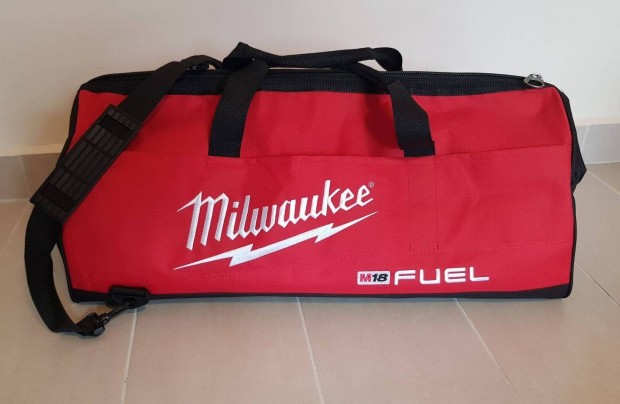 Milwaukee M18 Fuel vllra akaszts szerszmtska szerszmos tska