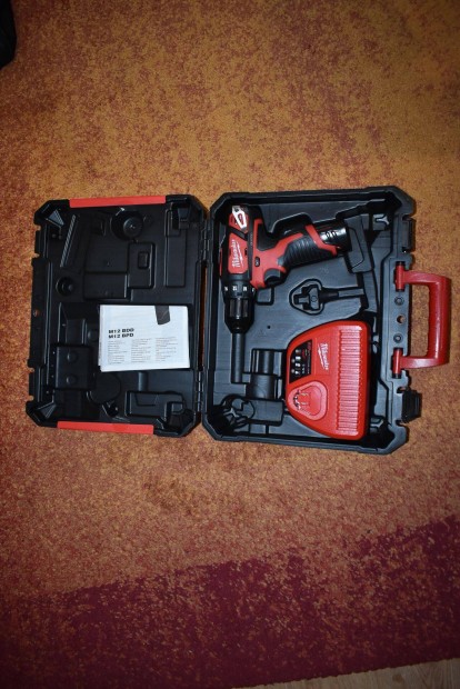 Milwaukee m12 akkus csavaroz