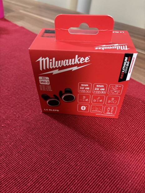 Milwaukke bluetooth flhallgat fles 