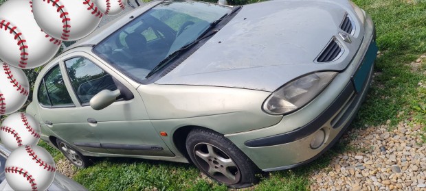 Minden alkatrsze elad 1.4 16v 2003
